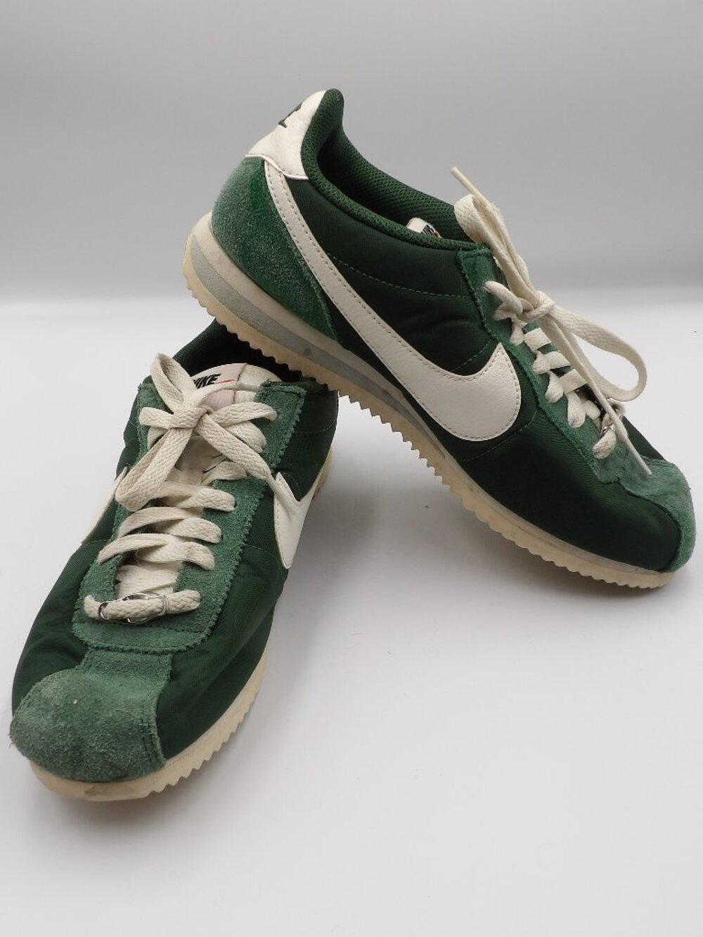 Nike Women's Cortez Fir Sneakers Forest Green Nylon and Suede Size 8
